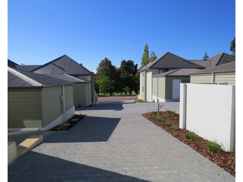 Unit 5 3-5 Kalamunda Road, Kalamunda WA 6076