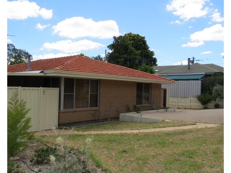 98B Derry Avenue, Mount Nasura WA 6112
