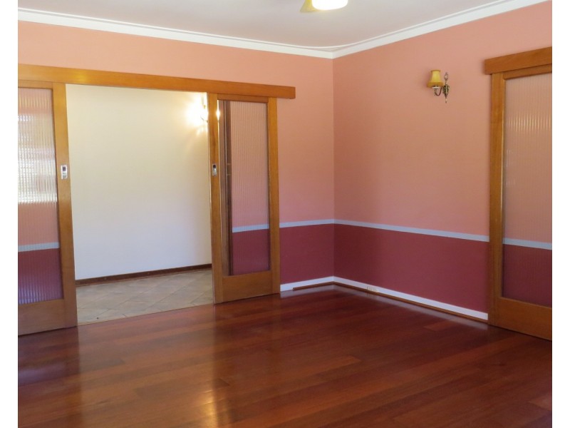 98B Derry Avenue, Mount Nasura WA 6112