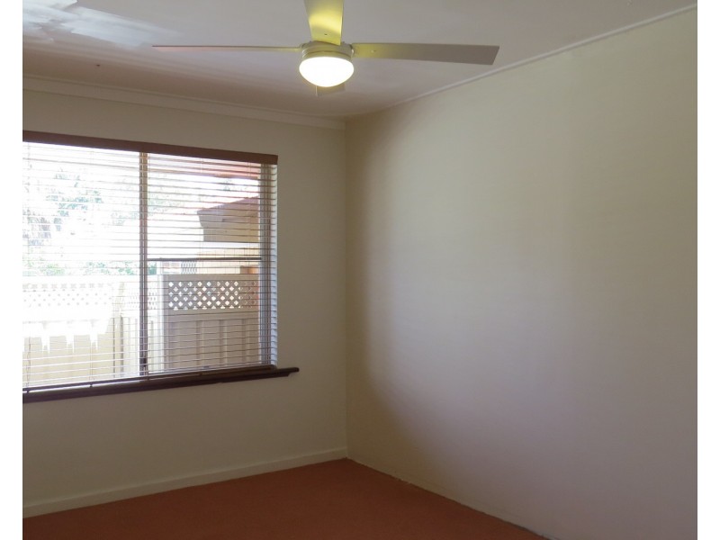 98B Derry Avenue, Mount Nasura WA 6112