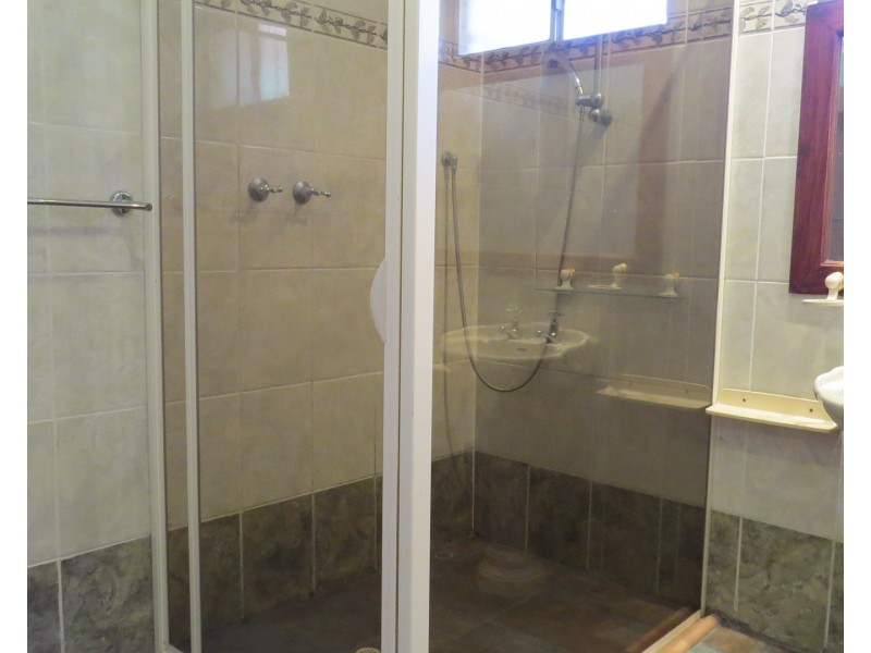 98B Derry Avenue, Mount Nasura WA 6112