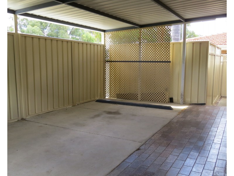 98B Derry Avenue, Mount Nasura WA 6112