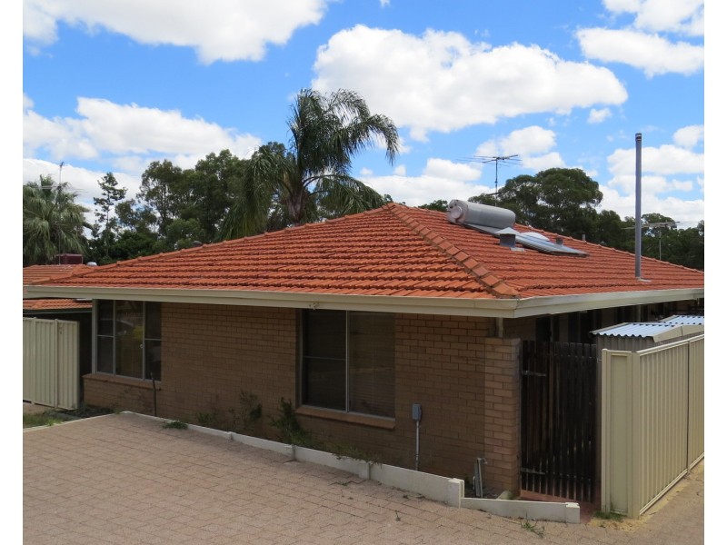 98B Derry Avenue, Mount Nasura WA 6112