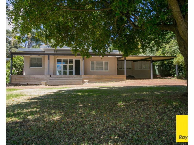 36 Davies Crescent, Gooseberry Hill WA 6076