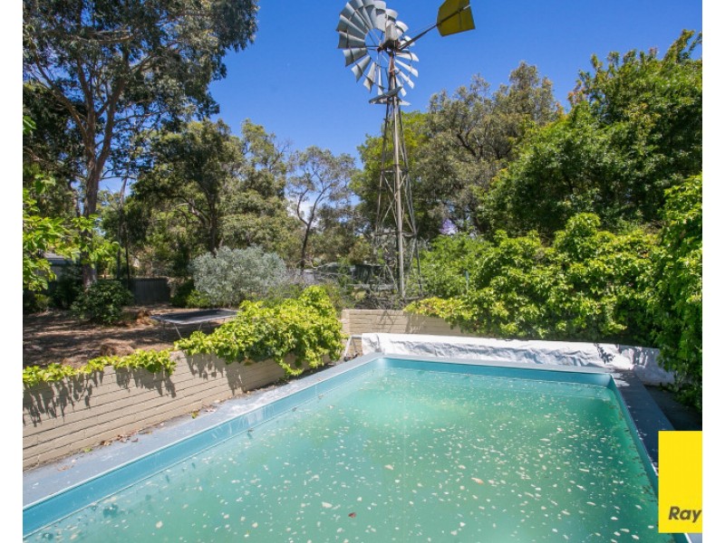 36 Davies Crescent, Gooseberry Hill WA 6076