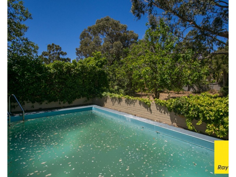 36 Davies Crescent, Gooseberry Hill WA 6076