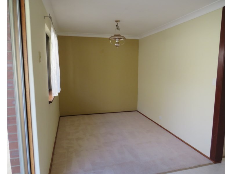 4 Richard Place, Armadale WA 6112