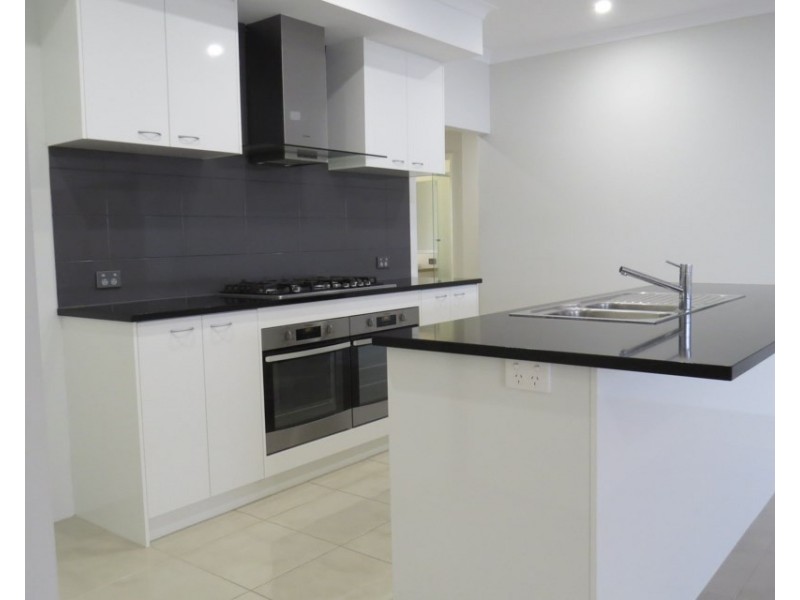 18 Kalbarri Pass, Jane Brook WA 6056