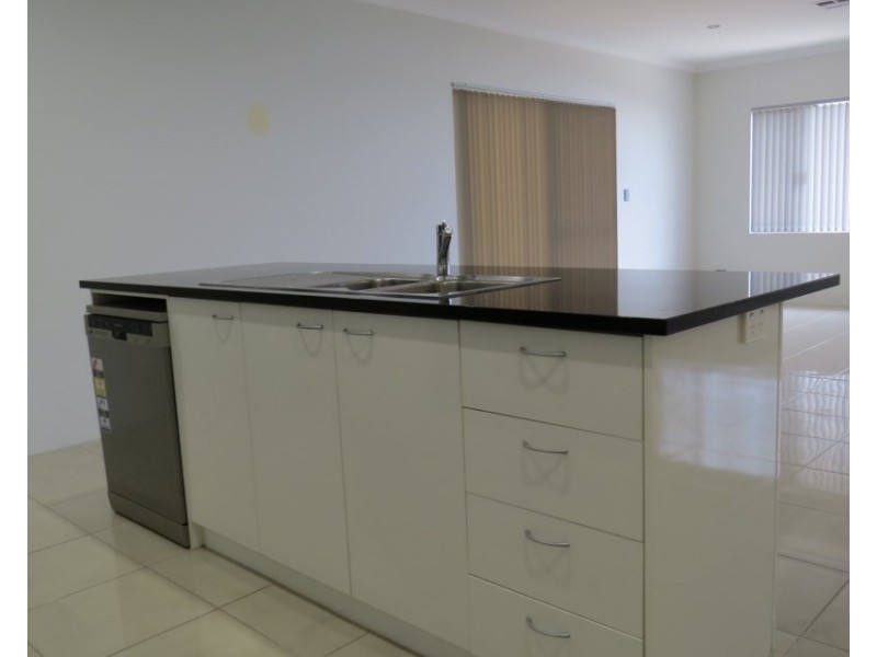 18 Kalbarri Pass, Jane Brook WA 6056