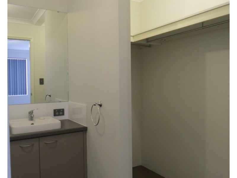 18 Kalbarri Pass, Jane Brook WA 6056