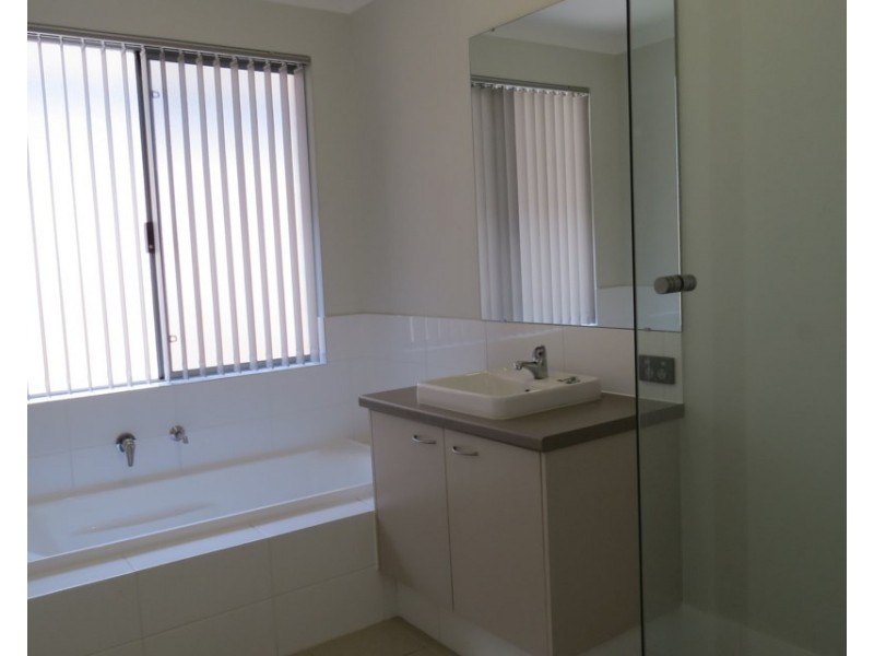 18 Kalbarri Pass, Jane Brook WA 6056