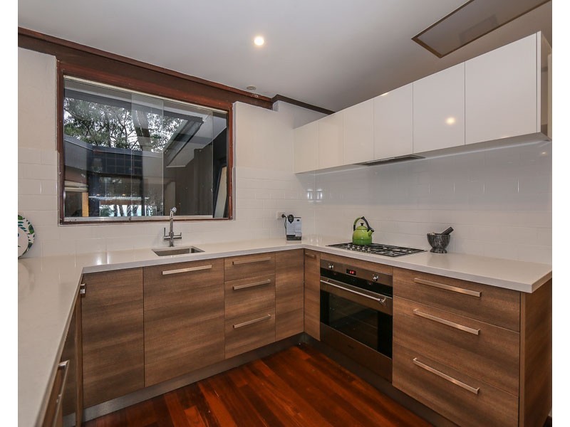 80 Lenori Road, Gooseberry Hill WA 6076