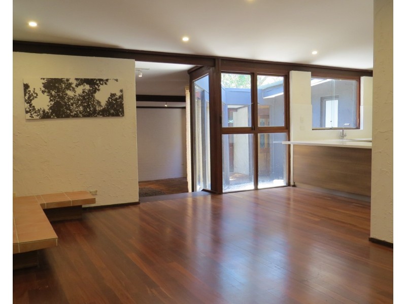 80 Lenori Road, Gooseberry Hill WA 6076