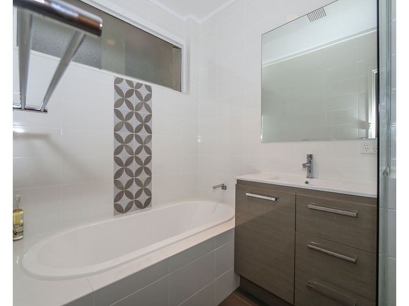 80 Lenori Road, Gooseberry Hill WA 6076