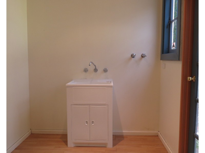 80 Lenori Road, Gooseberry Hill WA 6076