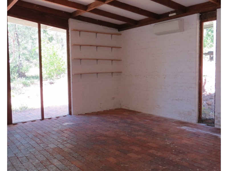 80 Lenori Road, Gooseberry Hill WA 6076