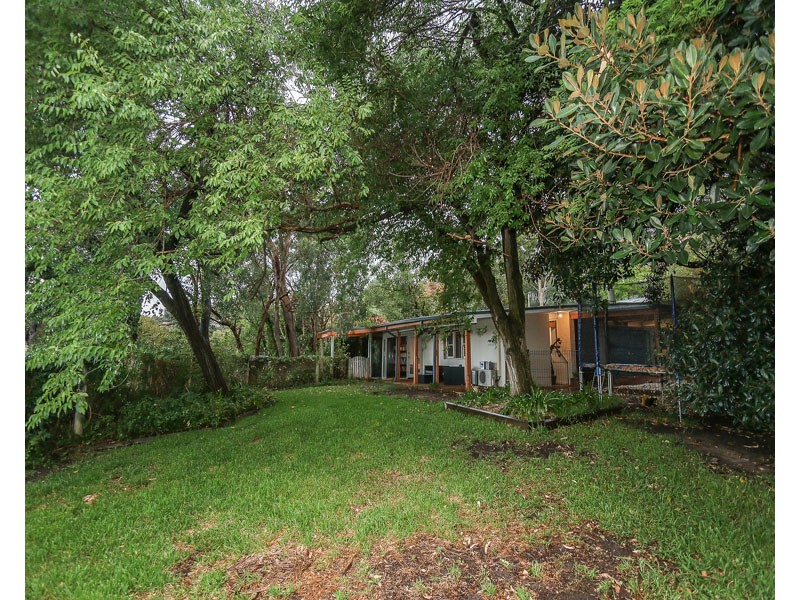 80 Lenori Road, Gooseberry Hill WA 6076