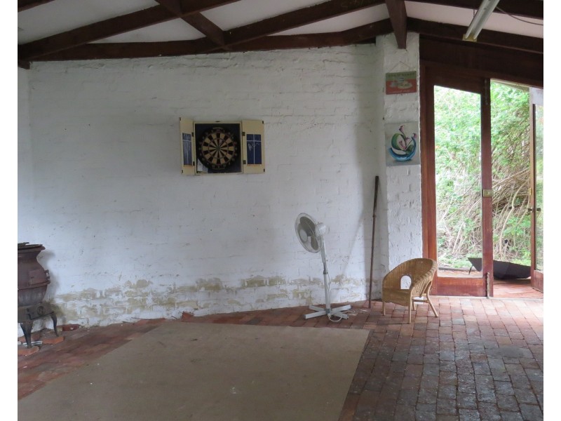 80 Lenori Road, Gooseberry Hill WA 6076