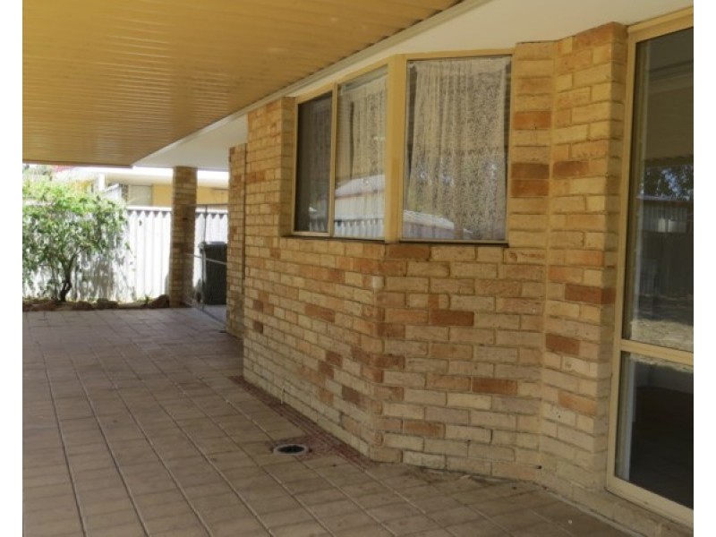 1 Brolga Court, High Wycombe WA 6057