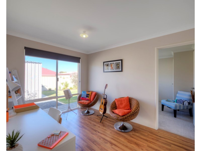 198 Sultana Road East, Forrestfield WA 6058