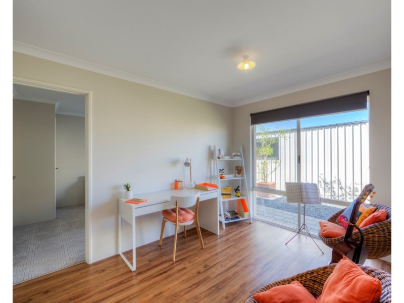 198 Sultana Road East, Forrestfield WA 6058