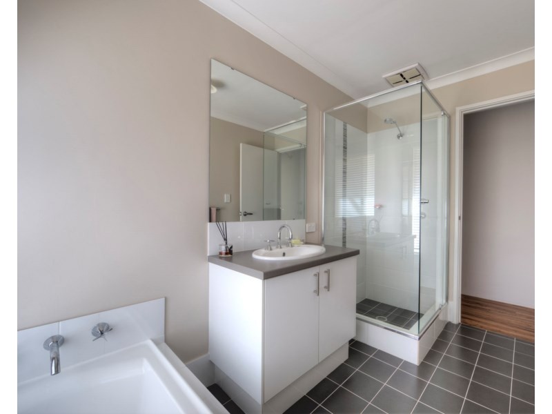 198 Sultana Road East, Forrestfield WA 6058