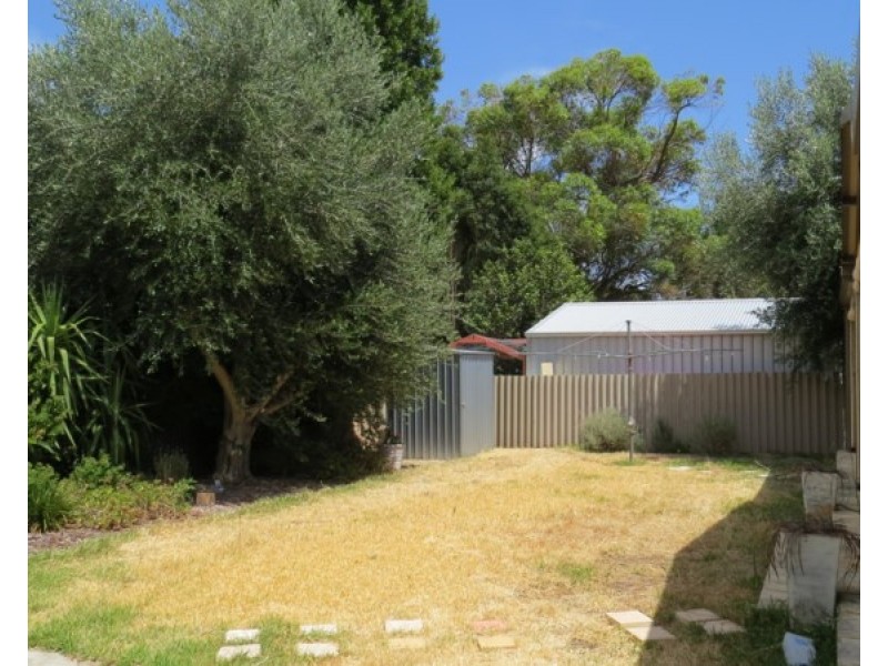 15 Cypress Road, Forrestfield WA 6058