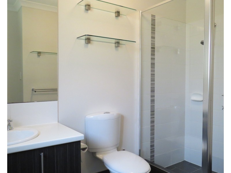 5A Hamilton Road, High Wycombe WA 6057