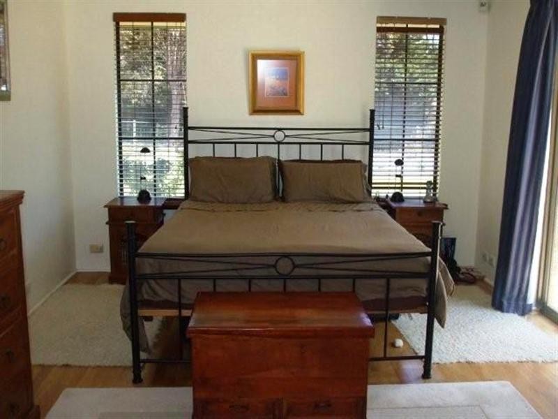 30 Ravenswood Road, Maida Vale WA 6057