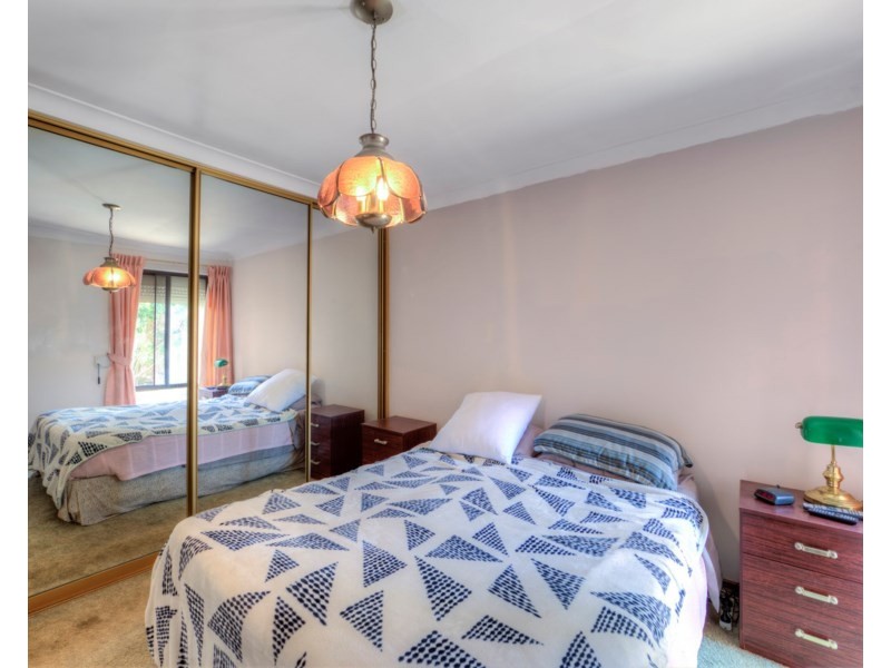 25 Kalmia Way, Forrestfield WA 6058