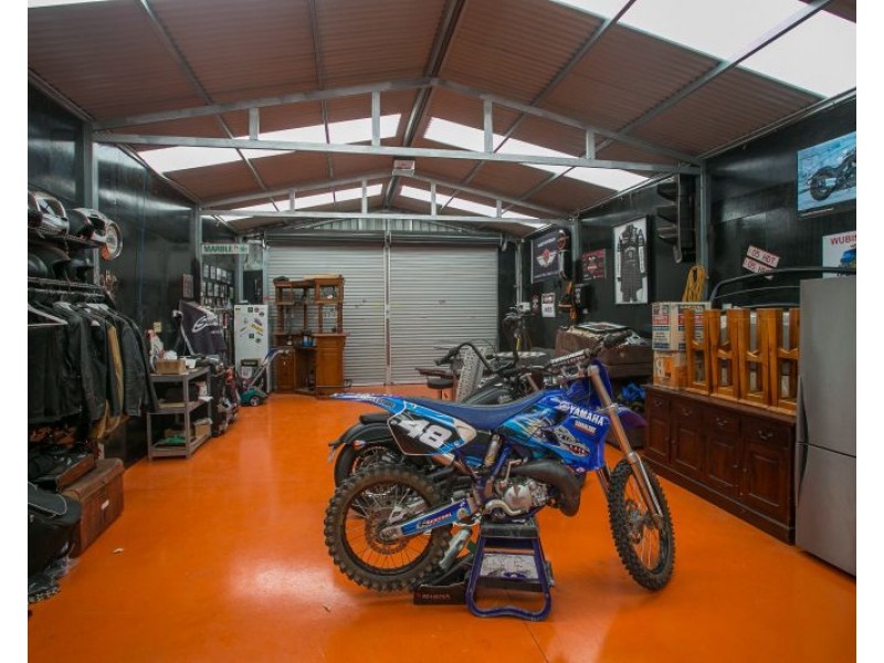 207 Kalamunda Road, Maida Vale WA 6057