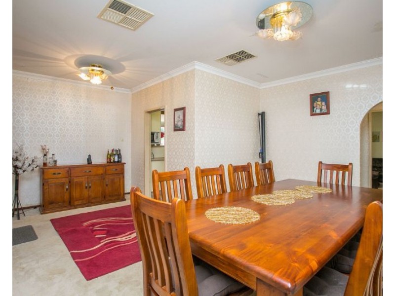 207 Kalamunda Road, Maida Vale WA 6057