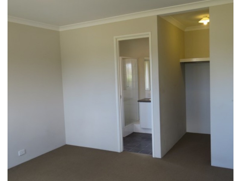 65 Hardey Road East, Wattle Grove WA 6107