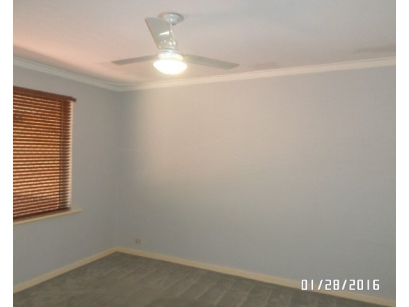 98A Derry Avenue, Mount Nasura WA 6112