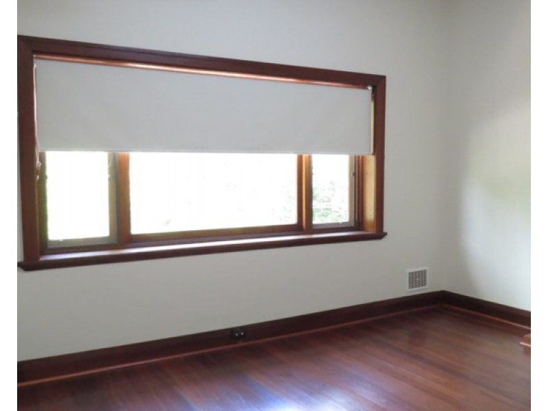 30 Traylen Road, Kalamunda WA 6076