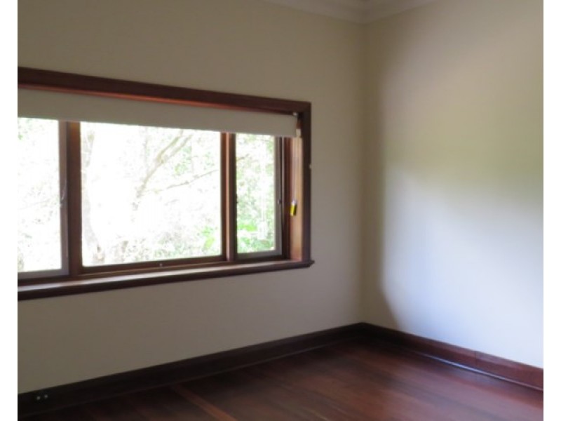 30 Traylen Road, Kalamunda WA 6076