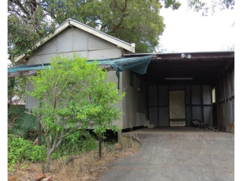 30 Traylen Road, Kalamunda WA 6076