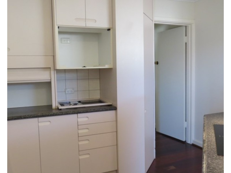 405 Belmont Avenue, Cloverdale WA 6105