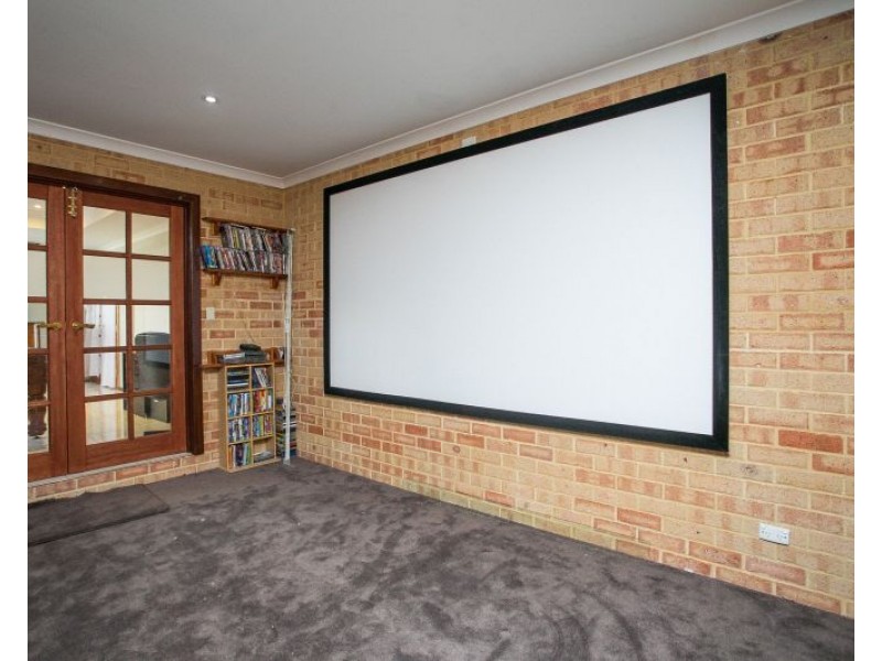 14 Marsh Court, Swan View WA 6056