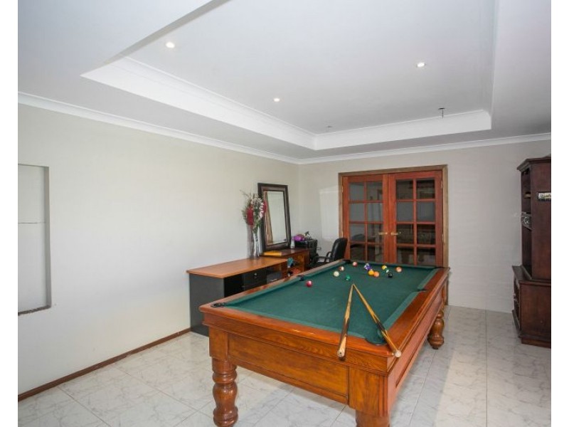 14 Marsh Court, Swan View WA 6056