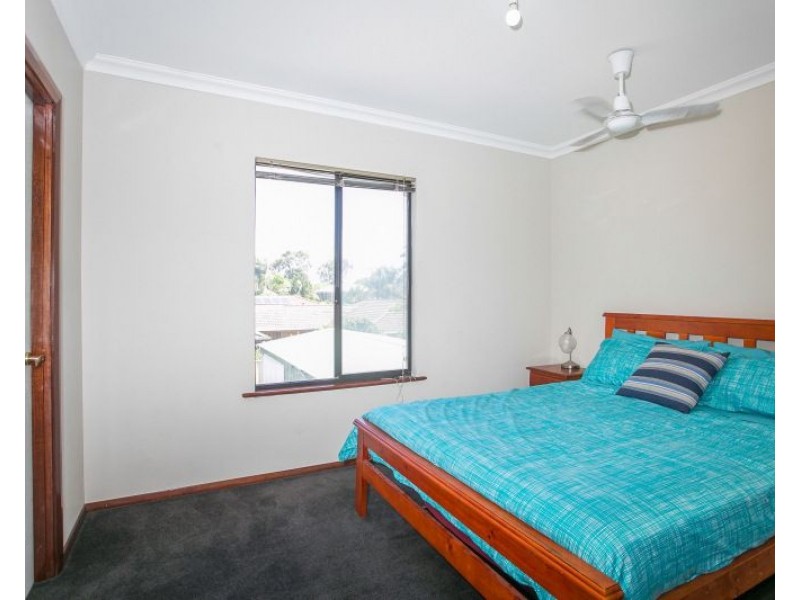 14 Marsh Court, Swan View WA 6056