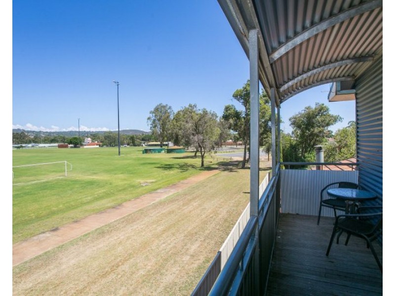 14 Marsh Court, Swan View WA 6056