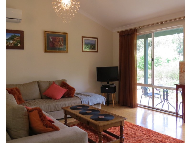 51 Woodbine Road, Pickering Brook WA 6076