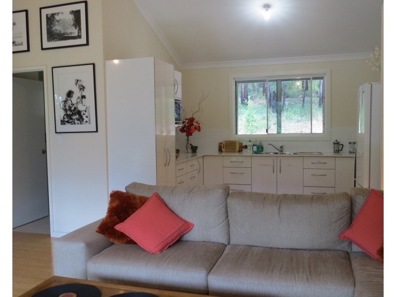 51 Woodbine Road, Pickering Brook WA 6076