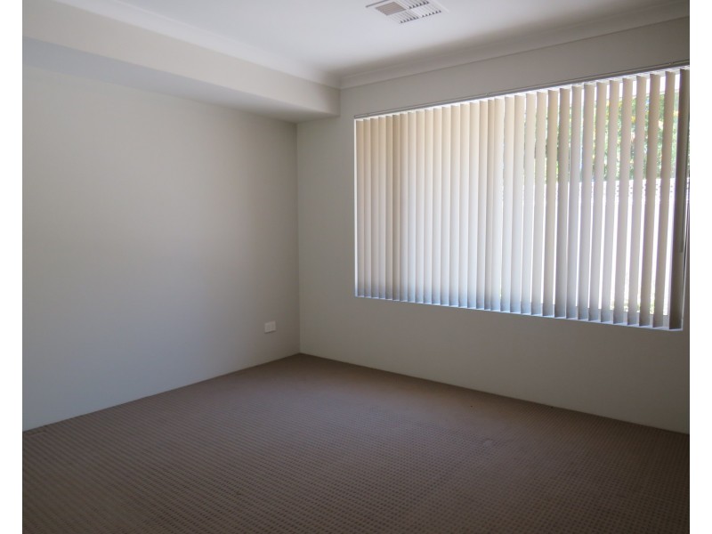 Unit 5, 4 Abercorn Road, Forrestfield WA 6058