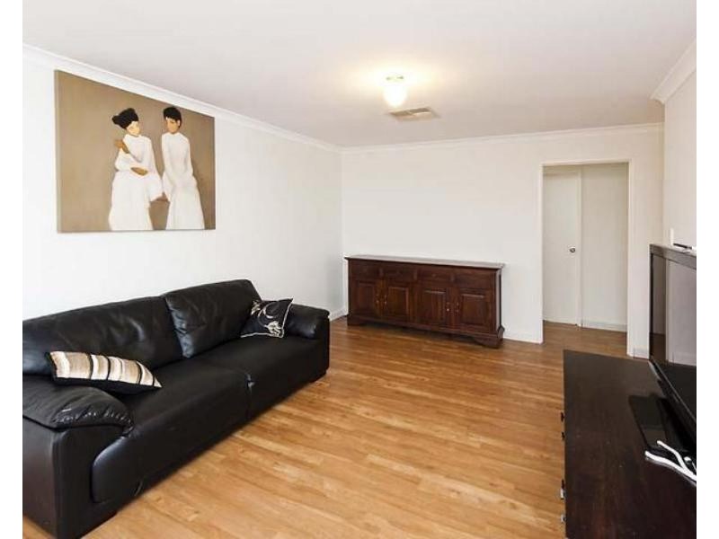 28 Winton Crescent, High Wycombe WA 6057