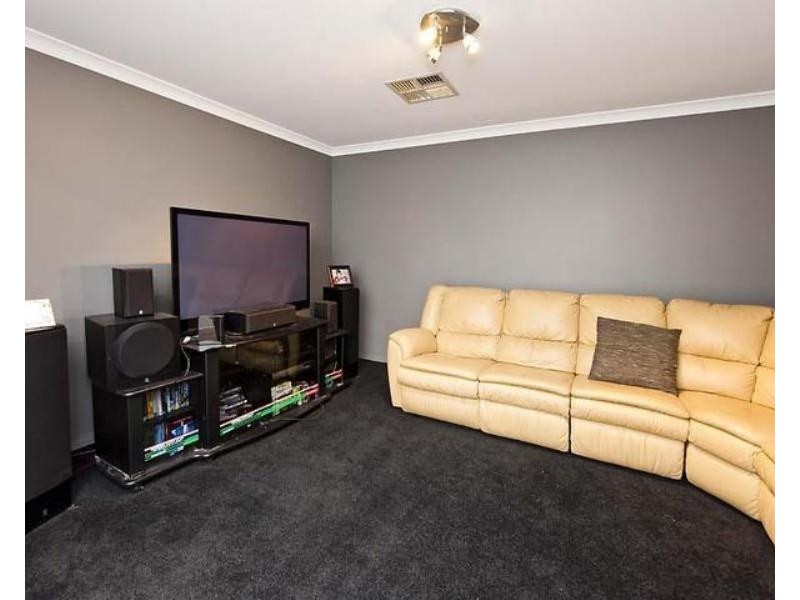 28 Winton Crescent, High Wycombe WA 6057