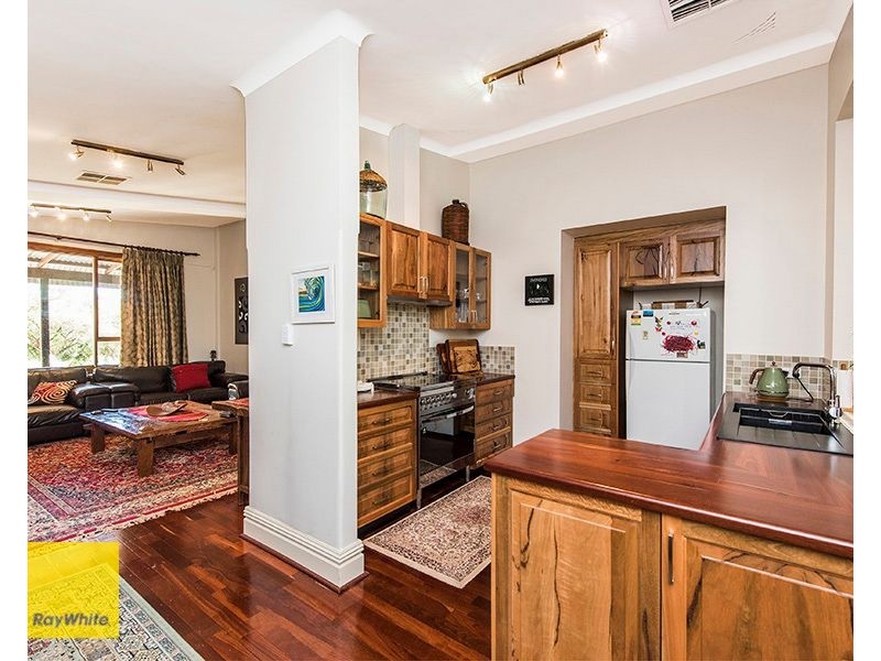 50 Heath Road, Kalamunda WA 6076