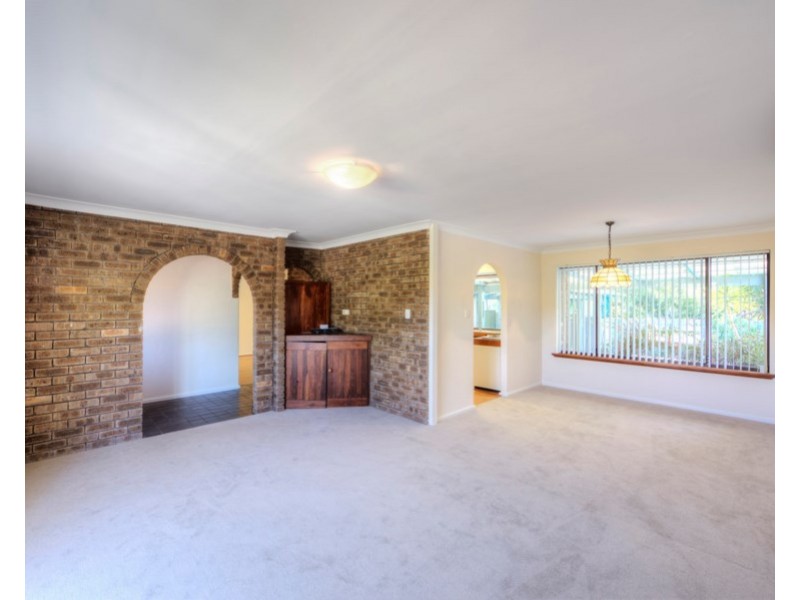 29 Stringybark Drive, Forrestfield WA 6058