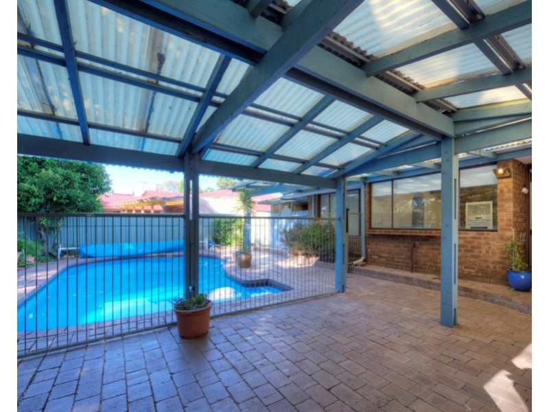 29 Stringybark Drive, Forrestfield WA 6058